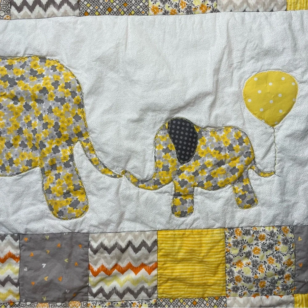 Handmade Quilt Elephants Mama Baby Patchwork Nursery Blanket 48x28